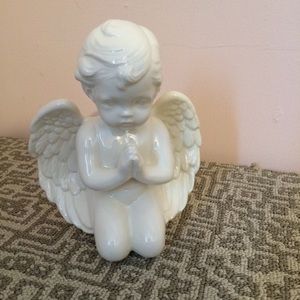 NIB Kneeling Baby Ceramic Christmas Angel/Cherub